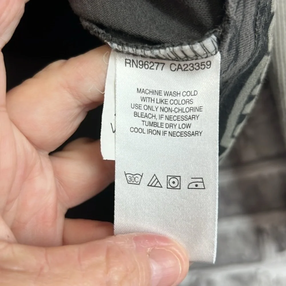 Vans - Picture 4 of 6